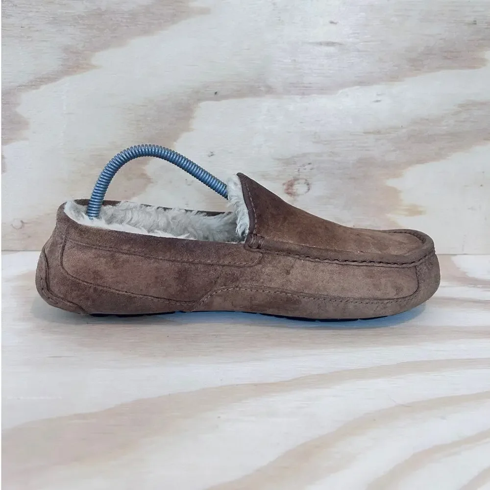 UGG Australia - Ascot - Moccasin Slipper - Brown - Men's - 9 - S/N 5775